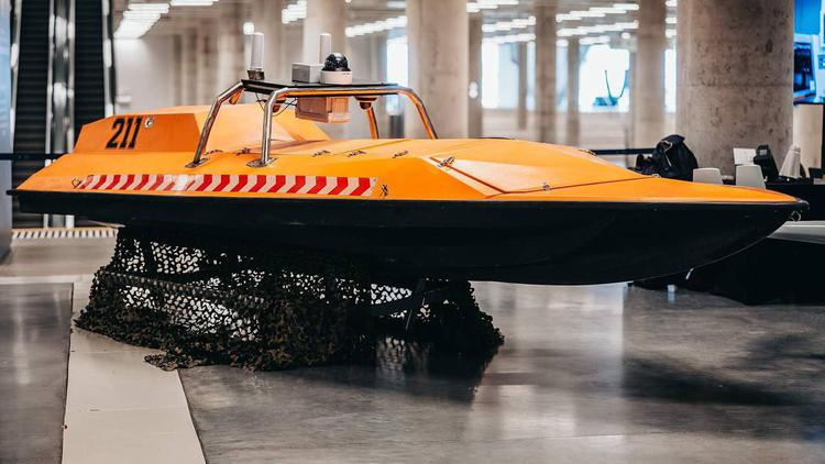 La Russie crée un porte-drone naval ...